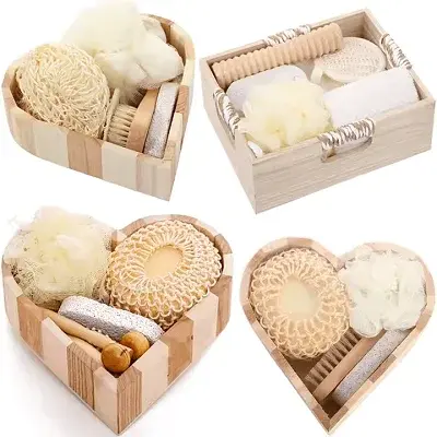 5pcs Natural Wooden Bucket-packed Spa Bath Gifts Set